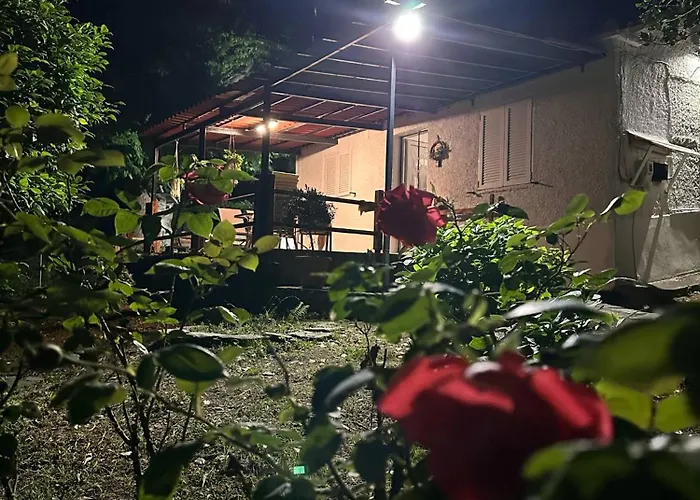 Vakantiehuis So Simple Guest House,mouresi *