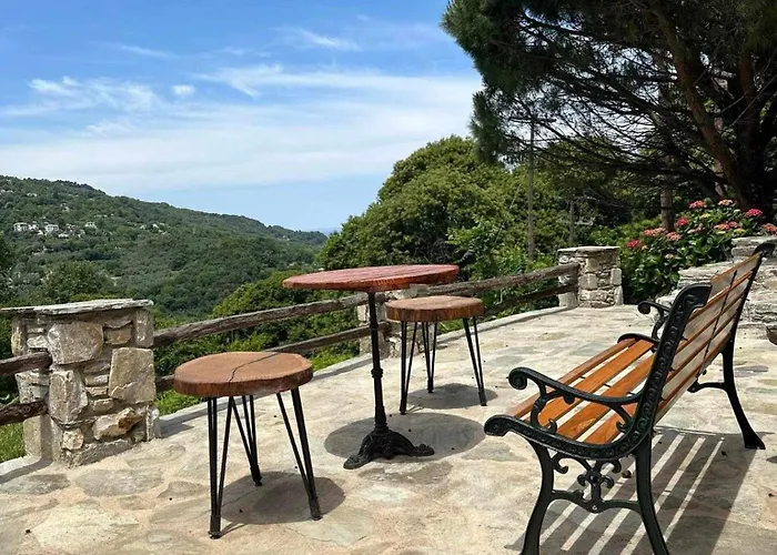 Holiday home So Simple Guest House,mouresi